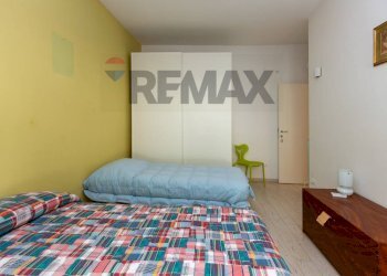 Camera / camera da letto - Four-room apartment Viale Regina Margherita
 
35, Catania - photo 11
