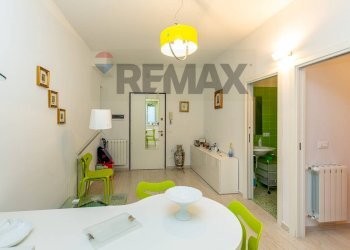 Camera / camera da letto - Four-room apartment Viale Regina Margherita
 
35, Catania - photo 18