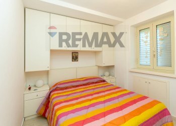 Camera / camera da letto - Four-room apartment Viale Regina Margherita
 
35, Catania - photo 19