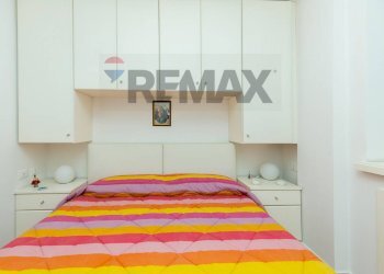 Camera / camera da letto - Four-room apartment Viale Regina Margherita
 
35, Catania - photo 21