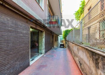 Terrazza - Four-room apartment Viale Regina Margherita
 
35, Catania - photo 24