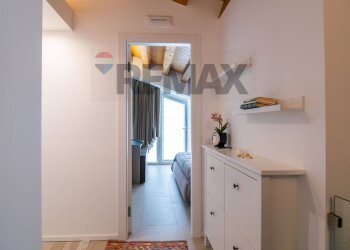 Hall / corridoio - Trilocale Via Nuova
 
26, Acireale - foto 19