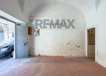 Stanza vuota - Casa indipendente Via Grimaldi
 
120, Catania - foto 4