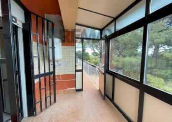 Ricezione / Lobby - Villa Via Cesare Beccaria
 
10, Pedara - photo 14