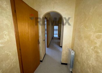 Hall / corridoio - Villa Via Cesare Beccaria
 
10, Pedara - photo 22