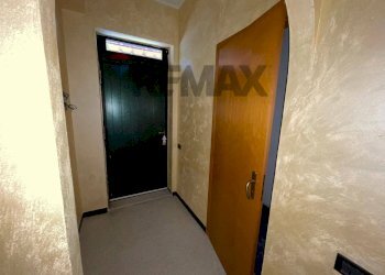 Hall / corridoio - Villa Via Cesare Beccaria
 
10, Pedara - photo 23