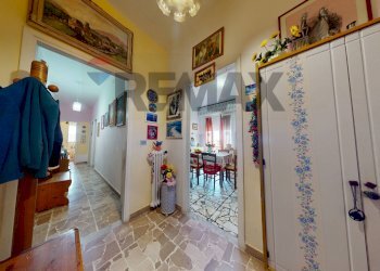 Hall / corridoio - Quadrilocale via della gronda
 
86, Viareggio - foto 9