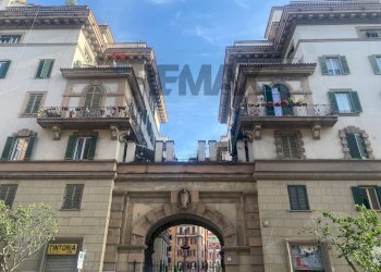 Edificio all\'aperto - Three-room apartment Via Terni, Roma - photo 3