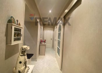 Hall / corridoio - Three-room apartment Via Terni, Roma - photo 7