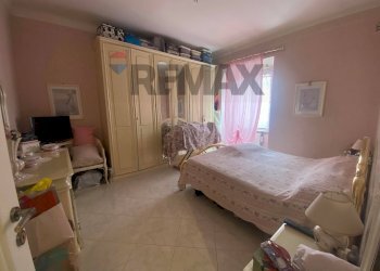 Camera / camera da letto - Three-room apartment Via Terni, Roma - photo 9
