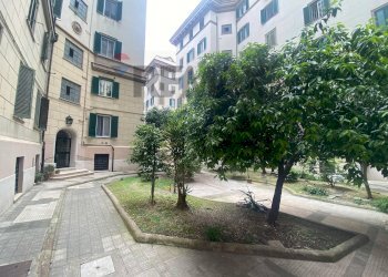 Edificio all\'aperto - Three-room apartment Via Terni, Roma - photo 15