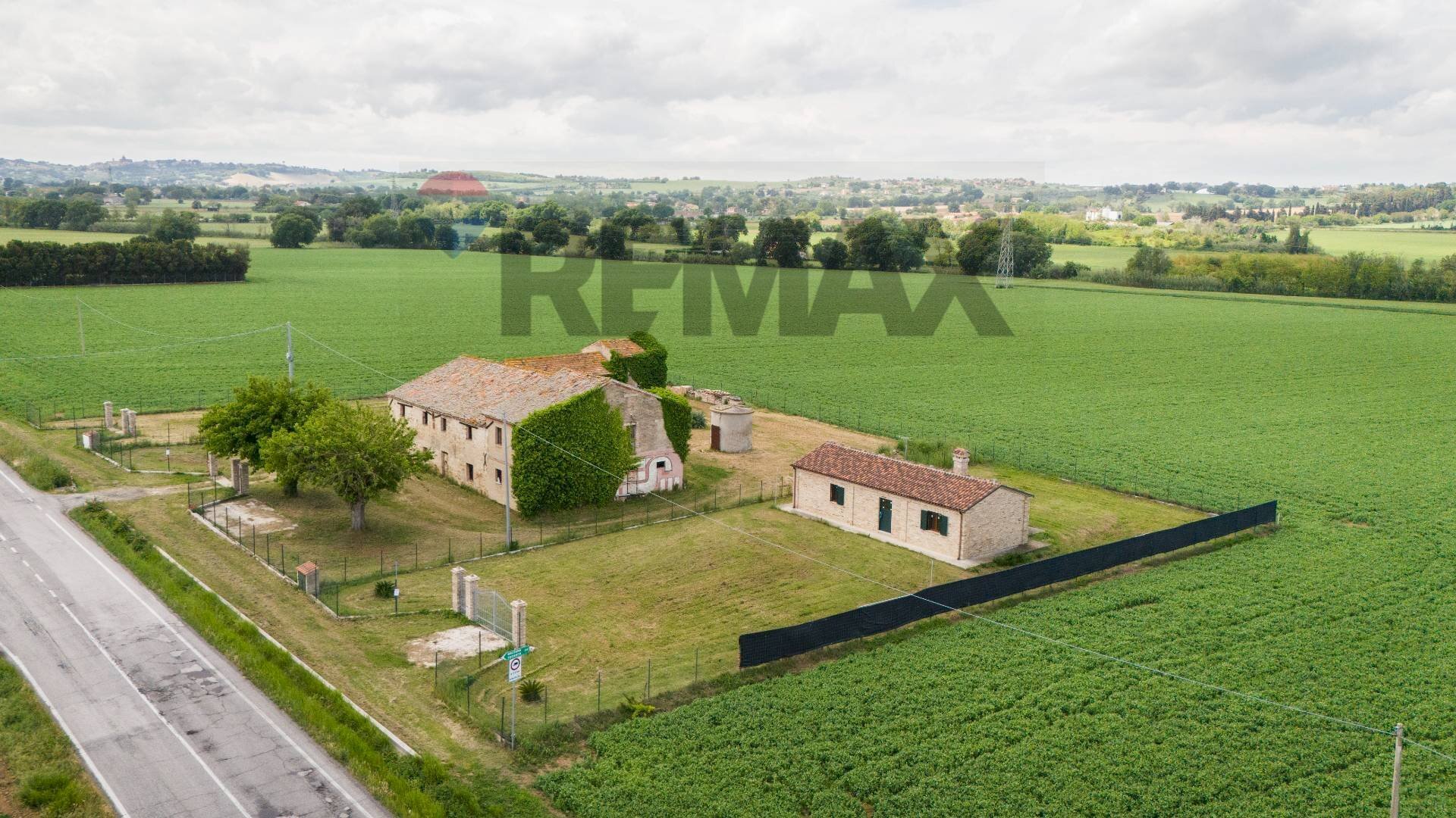 Casa all\'aperto - Casa indipendente via San Bernardo
61, Chiaravalle - foto 2