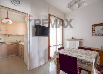 Sala da pranzo - Appartamento Via Mazzola
 
10, Jesi - foto 8