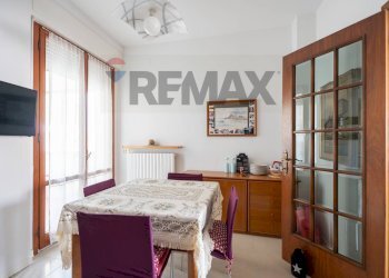 Sala da pranzo - Appartamento Via Mazzola
 
10, Jesi - foto 9