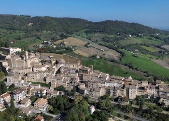 Vista delle montagne - Rustico Via Fratelli Rosselli
 
snc, Serra San Quirico - foto 2