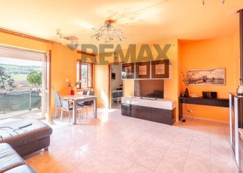 Sala da pranzo - Apartment Via Aldo Moro
 
12, Castelplanio - photo 3