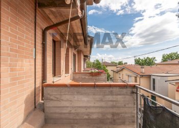 Balcone - Apartment Via Aldo Moro
 
12, Castelplanio - photo 6