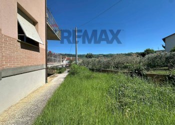 Giardino - Apartment Via Aldo Moro
 
12, Castelplanio - photo 19