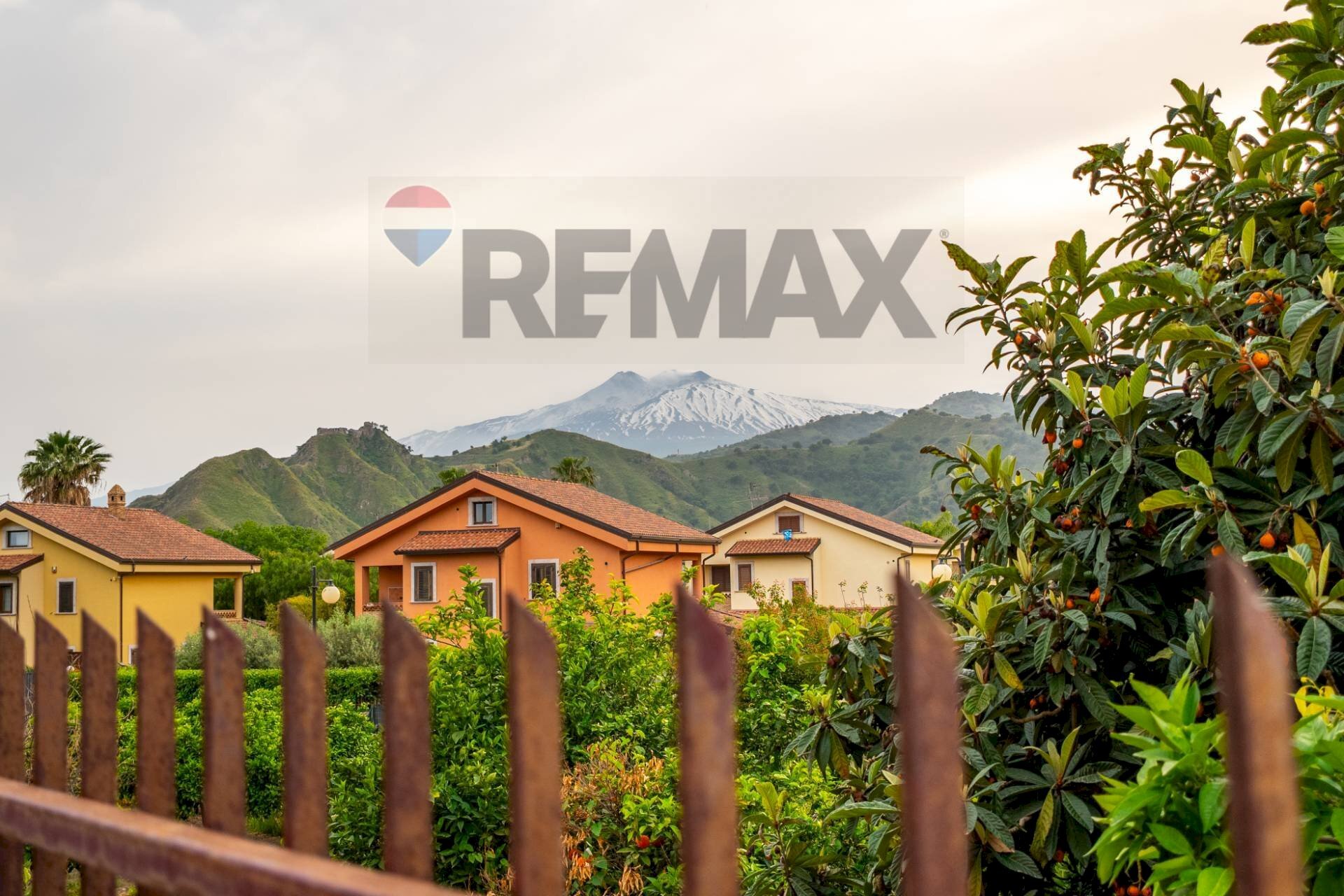 Vista delle montagne - Apartment via francavilla
 
377, Taormina - photo 1