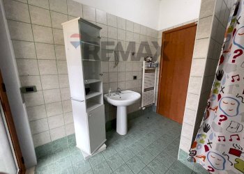 Bagno - Quadrilocale Via Cutrufelli
 
5, Gaggi - foto 26