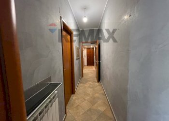 Hall / corridoio - Quadrilocale Via Cutrufelli
 
5, Gaggi - foto 27