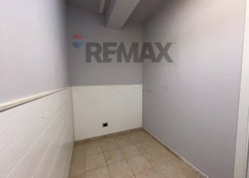 Stanza vuota - Quadrilocale Via Cutrufelli
 
5, Gaggi - foto 33