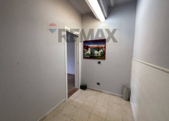 Hall / corridoio - Quadrilocale Via Cutrufelli
 
5, Gaggi - foto 34