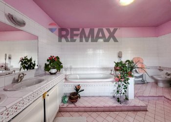 Bagno - Casa indipendente via anselmo crollo
 
15, Villata - foto 9