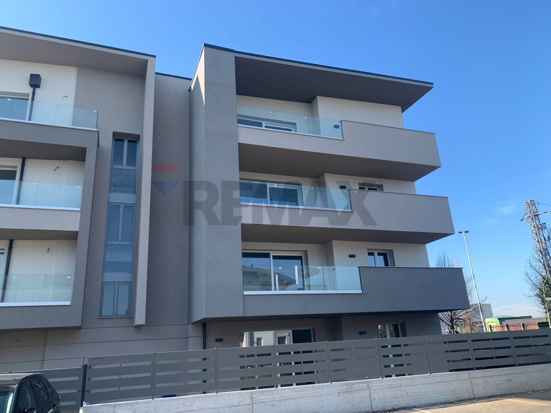 Edificio all\'aperto - Four-room apartment Via Bastone, Dalmine - photo 1