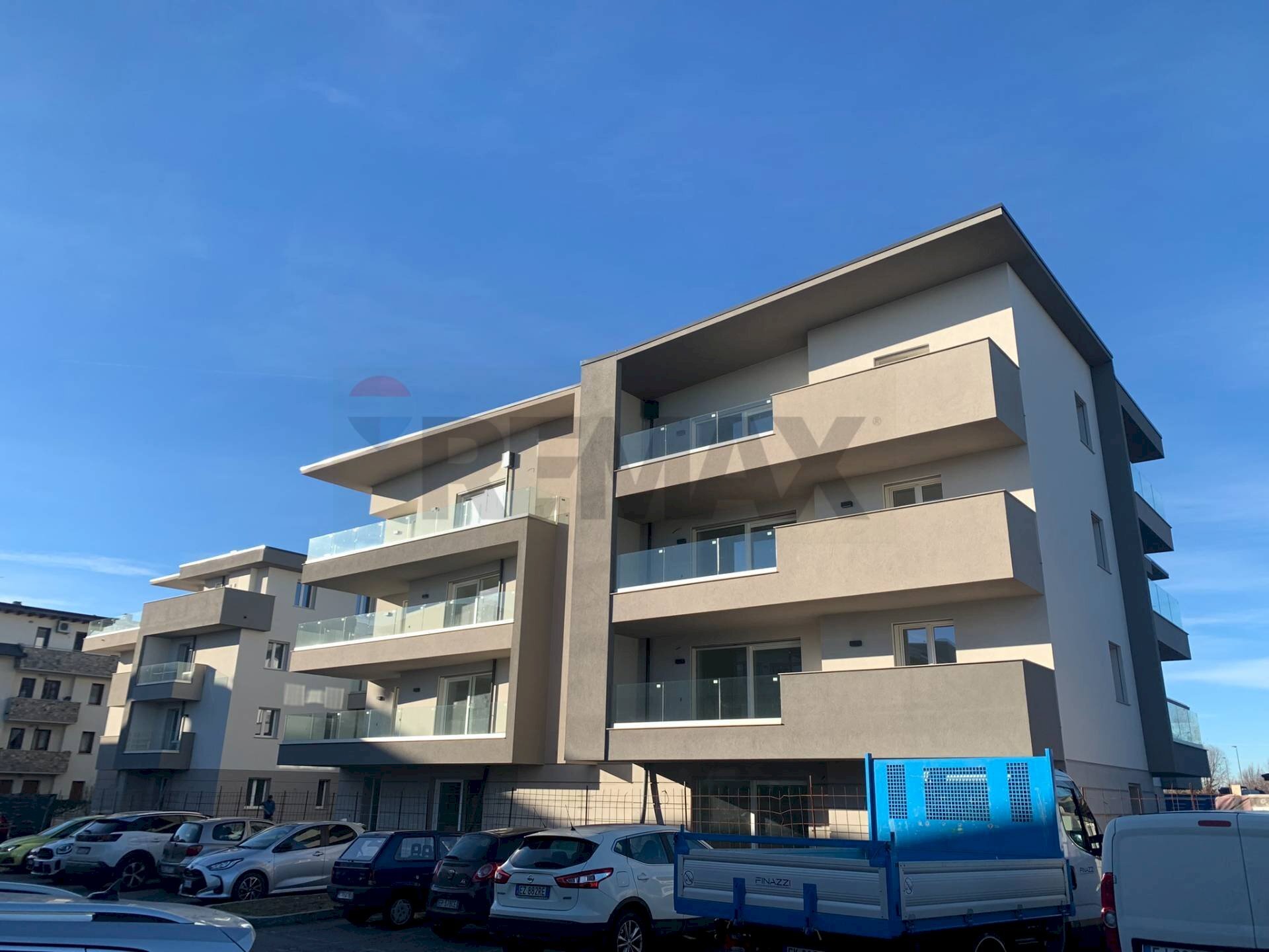 Edificio all\'aperto - Four-room apartment Via Bastone, Dalmine - photo 1