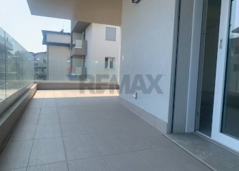 Terrazza - Four-room apartment Via Mascagni, Lallio - photo 1
