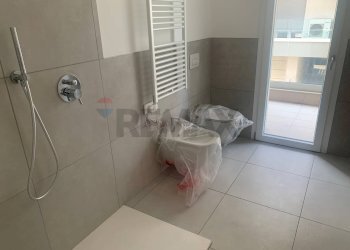 Bagno - Four-room apartment Via Mascagni, Lallio - photo 28
