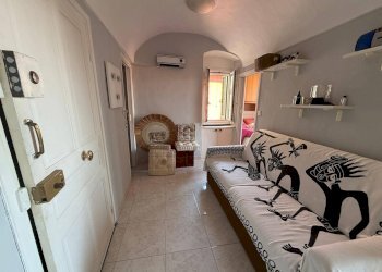 Foto 13 - Bilocale Salita alle Mura
 
20, Ventimiglia - foto 13