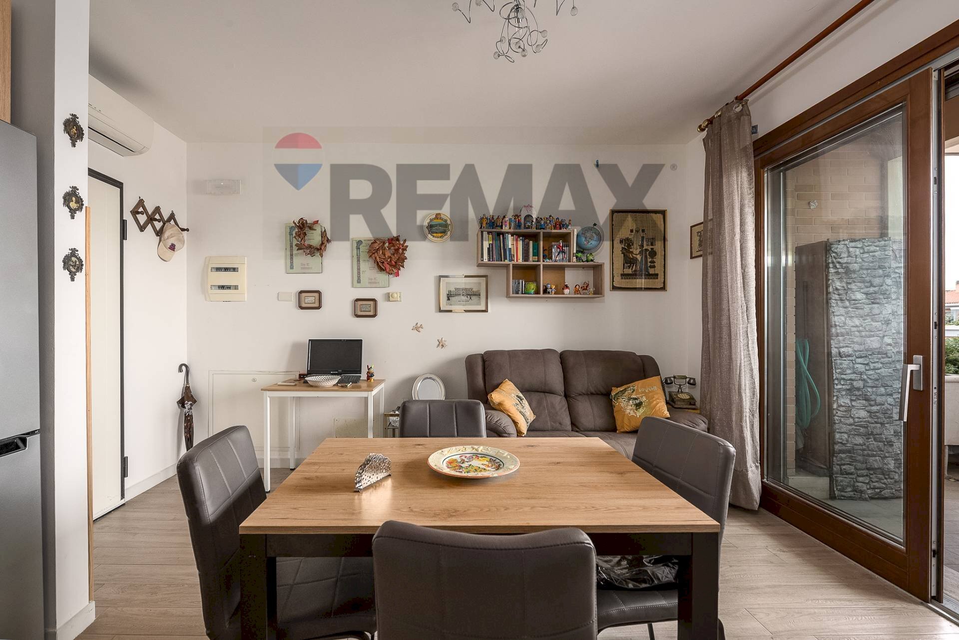 Sala da pranzo - Two-room apartment Via della Maremma
155, Roma - photo 3