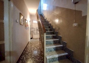 Scale - Casa indipendente Via Bologna
 
15, San Pietro Vernotico - foto 4