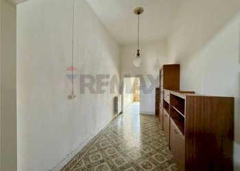Hall / corridoio - Casa indipendente Via Vincenzo De Marco
 
18, San Pietro Vernotico - foto 7