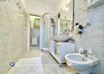Foto 38 - Trilocale Via Genova
 
140, Varazze - foto 38