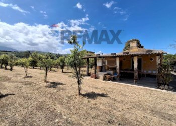 Casa all\'aperto - Terreno agricolo Contrada Piane vecchie
snc, Lascari - foto 6