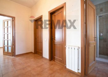 Hall / corridoio - Independent house Via Giovanni Antonio Canal
 
2, Cagliari - photo 15