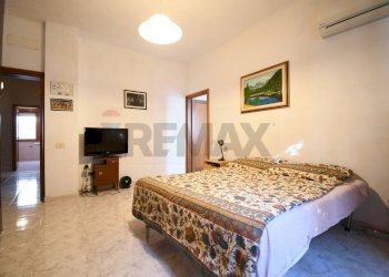 Camera / camera da letto - Three-room apartment Via Giovanni Antonio Canal
 
2, Cagliari - photo 18