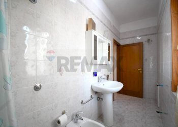 Bagno - Three-room apartment Via Giovanni Antonio Canal
 
2, Cagliari - photo 21