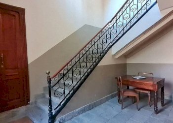 Interno palazzo - One-room apartment via Demetrio Cosola, 29a, Chivasso - photo 3