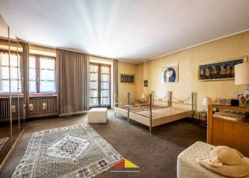 Camera da letto - Apartment via Giovanni Battista Bodoni, 25, Saluzzo - photo 16