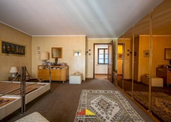 Camera da letto - Apartment via Giovanni Battista Bodoni, 25, Saluzzo - photo 23