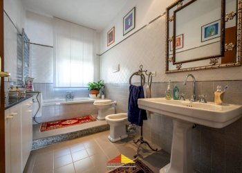 Bagno - Terraced Villa via Creusa, Saluzzo - photo 14
