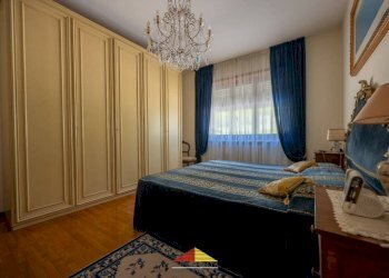Camera da letto - Villa a Schiera via Creusa, Saluzzo - foto 27