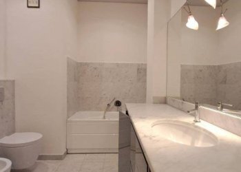 Bagno - Four-room apartment via Antonio Canova, 25, Torino (neighborhood San Salvario) - photo 20