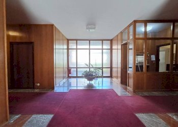 Interno palazzo - Four-room apartment via Antonio Canova, 25, Torino (neighborhood San Salvario) - photo 40