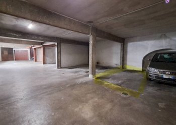 Posto macchina - Four-room apartment via Antonio Canova, 25, Torino (neighborhood San Salvario) - photo 43
