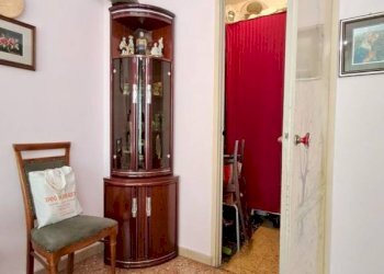 Cabina armadio - Three-room apartment via Sestriere, 47, Moncalieri - photo 19